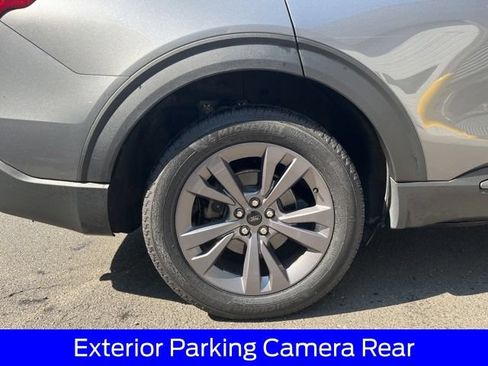 Certified 2023 Ford Explorer XLT w/ Equipment Group 202A AWD/4WD image 18