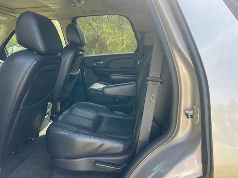 Used 2007 GMC Yukon Denali image 23