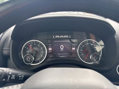 Used 2022 RAM 1500 Laramie AWD/4WD image 22