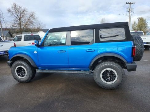 New 2024 Ford Bronco Outer Banks w/ Sasquatch Package image 14