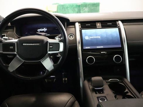 Used 2021 Land Rover Discovery S R-Dynamic image 12
