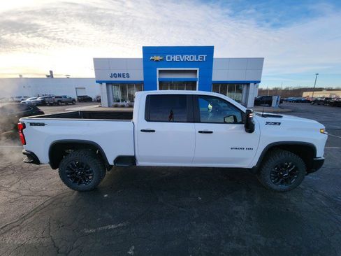 New 2026 Chevrolet Silverado 2500 LT w/ Trail Boss Package image 6