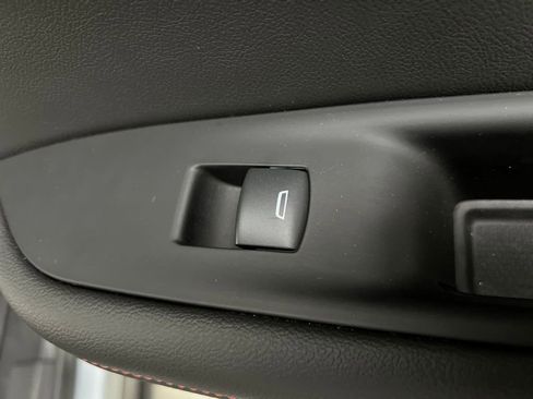 Used 2025 Chevrolet Blazer RS image 22