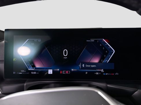 Used 2025 BMW 230i xDrive Coupe w/ Premium Package image 11