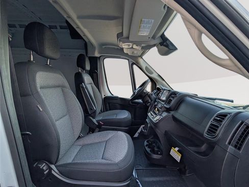 New 2026 RAM ProMaster 2500 w/ Convenience Group FWD image 6