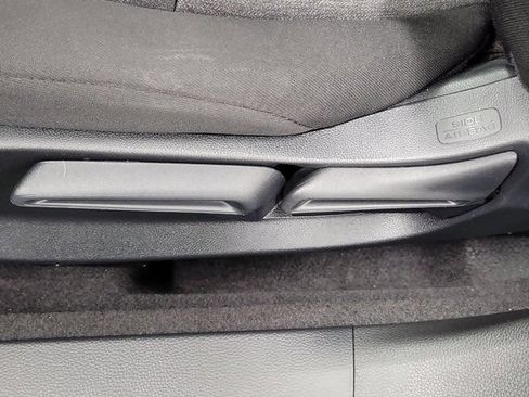 Certified 2025 Honda Accord LX image 23