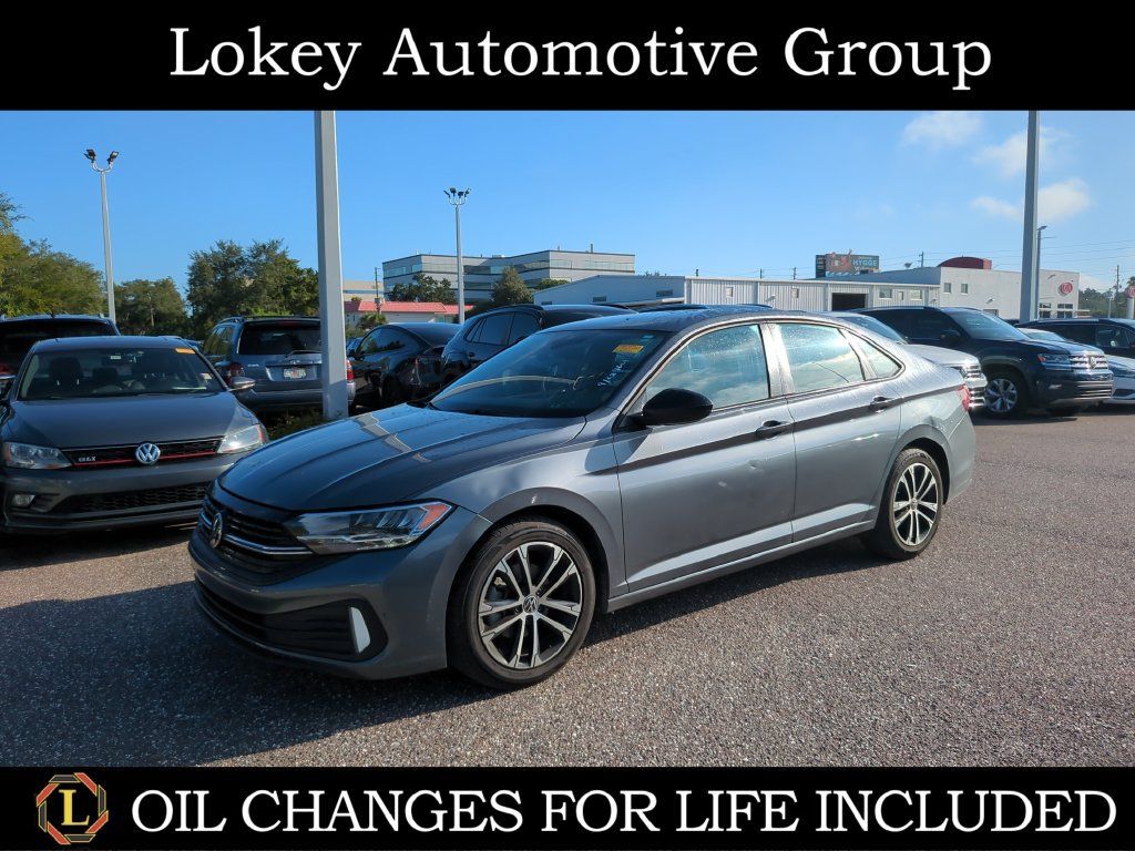 Used 2022 Volkswagen Jetta Sport FWD image 1