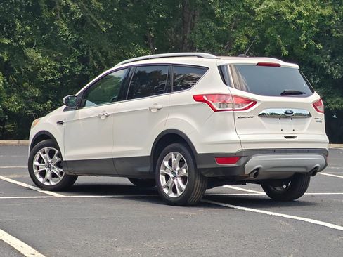 Used 2014 Ford Escape Titanium FWD image 3