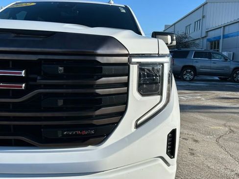 Used 2022 GMC Sierra 1500 AT4X image 3