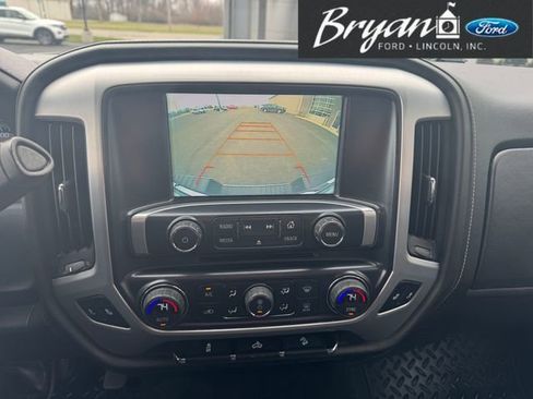 Used 2017 GMC Sierra 1500 SLE w/ Suspension Package, Off-Road image 25