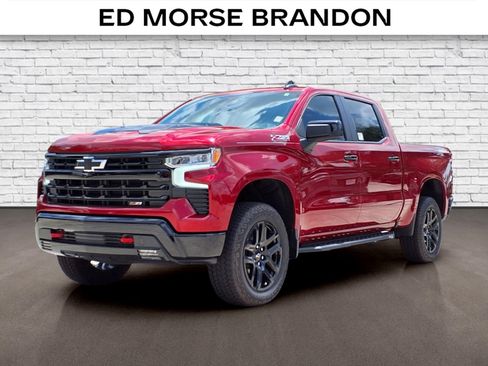 Used 2025 Chevrolet Silverado 1500 LT Trail Boss AWD/4WD image 1