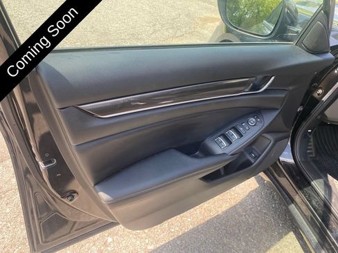 Used 2022 Honda Accord Sport image 22