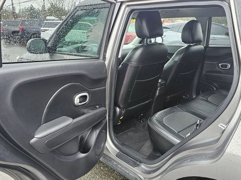 Used 2016 Kia Soul w/ Option Group 020 image 15