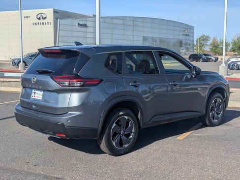 Certified 2025 Nissan Rogue SV AWD/4WD image 8