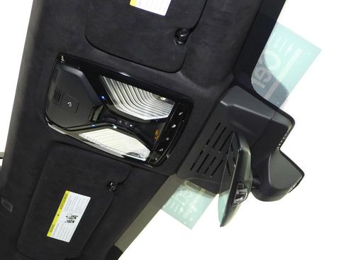 Used 2025 BMW X7 M60i image 17