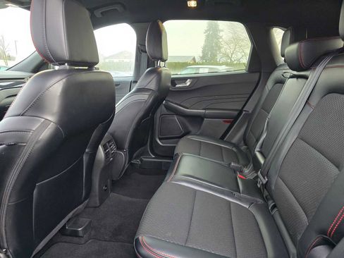 Used 2025 Ford Escape ST-Line image 16