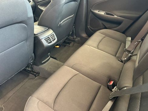 Used 2023 Chevrolet Malibu LT image 12