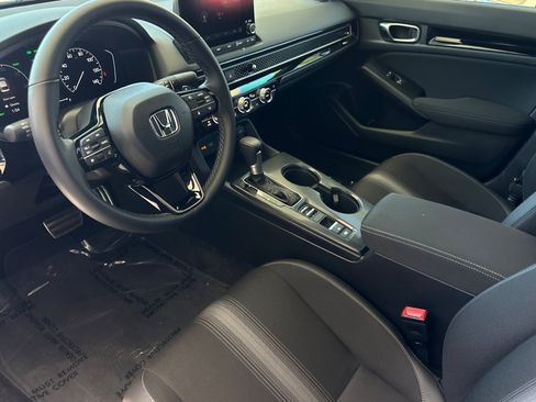 Used 2026 Honda Civic FWD Hybrid Sedan image 4