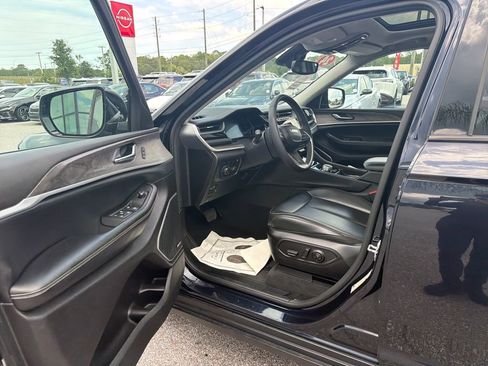 Used 2024 Jeep Grand Cherokee Limited 4xe AWD/4WD image 21
