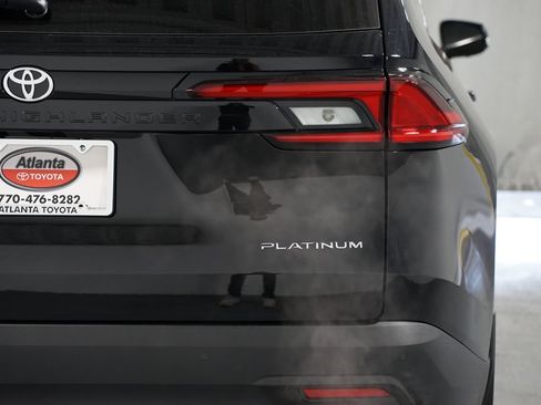 New 2026 Toyota Grand Highlander Platinum image 10