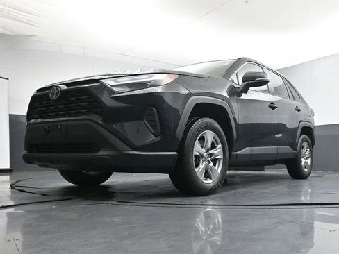 Used 2023 Toyota RAV4 XLE AWD/4WD image 30