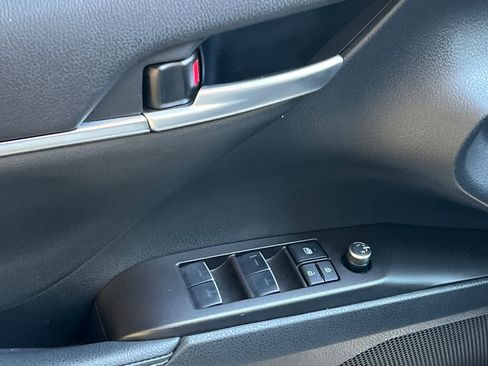Used 2024 Toyota Camry XSE FWD image 15