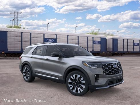 New 2026 Ford Explorer Platinum AWD/4WD image 8