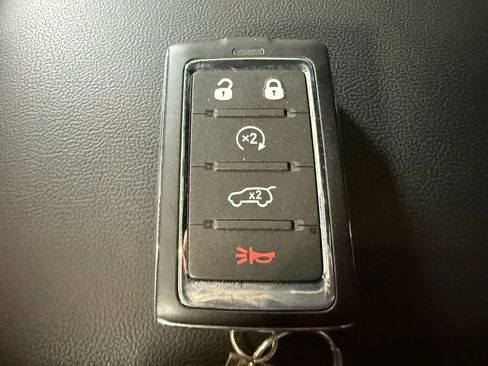 New 2025 Jeep Grand Cherokee Limited w/ Trailer Tow Package image 23