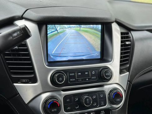 Used 2019 GMC Yukon XL SLE AWD/4WD image 26