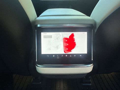 Used 2022 Tesla Model S AWD image 48