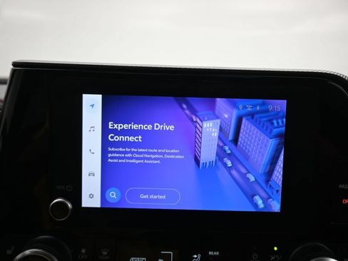 Used 2023 Toyota Highlander XSE FWD image 16