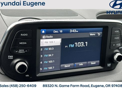 Used 2019 Hyundai Santa Fe SE image 23