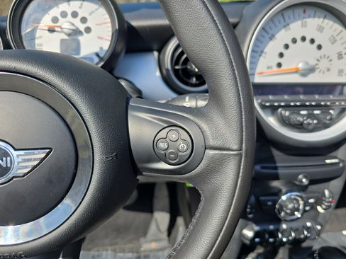 Used 2014 MINI Cooper Convertible image 18