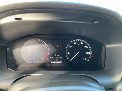 Certified 2025 Honda HR-V LX image 19