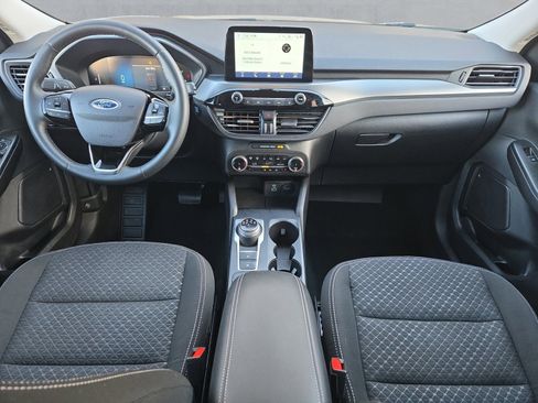 Certified 2023 Ford Escape Active AWD/4WD image 9