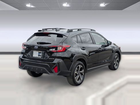 Used 2024 Subaru Crosstrek 2.0i Premium image 9