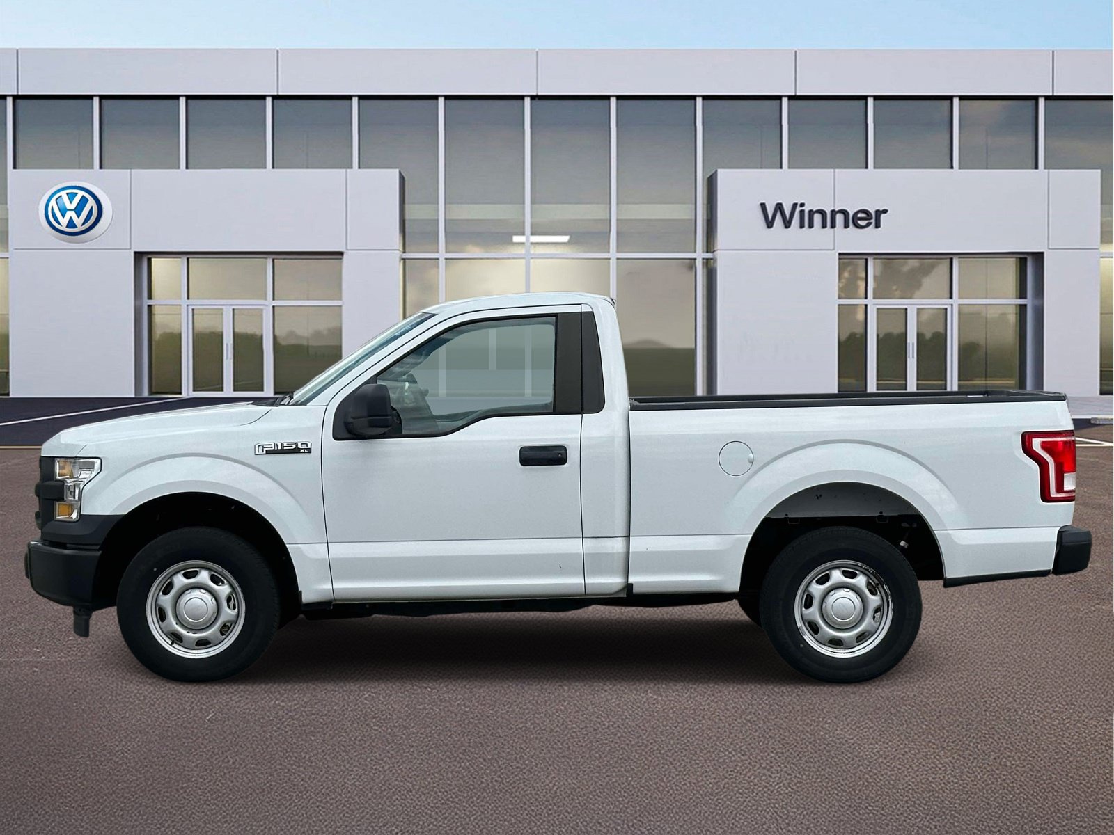 Used 2017 Ford F150 XL RWD image 2
