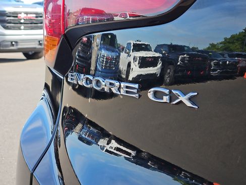 Used 2023 Buick Encore GX Essence w/ Experience Buick Package FWD image 31
