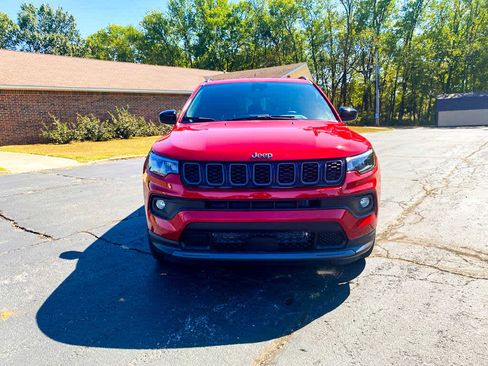 New 2025 Jeep Compass Latitude w/ Altitude Special Edition image 2