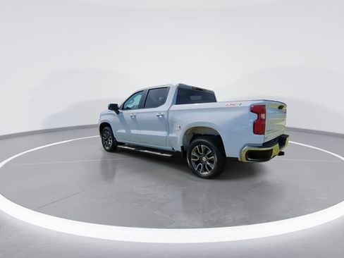 Used 2023 Chevrolet Silverado 1500 LT AWD/4WD image 6