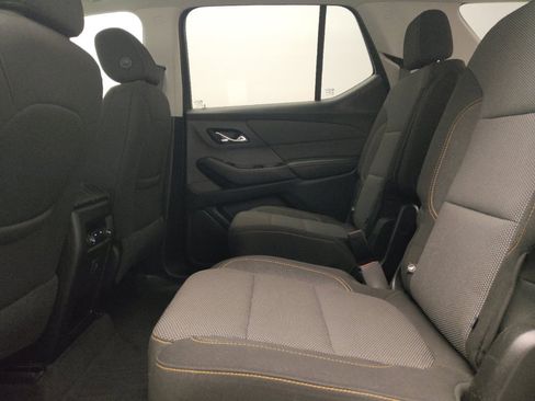 Used 2019 Chevrolet Traverse LT image 18