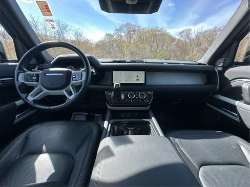 Used 2024 Land Rover Defender 110 S AWD/4WD image 27