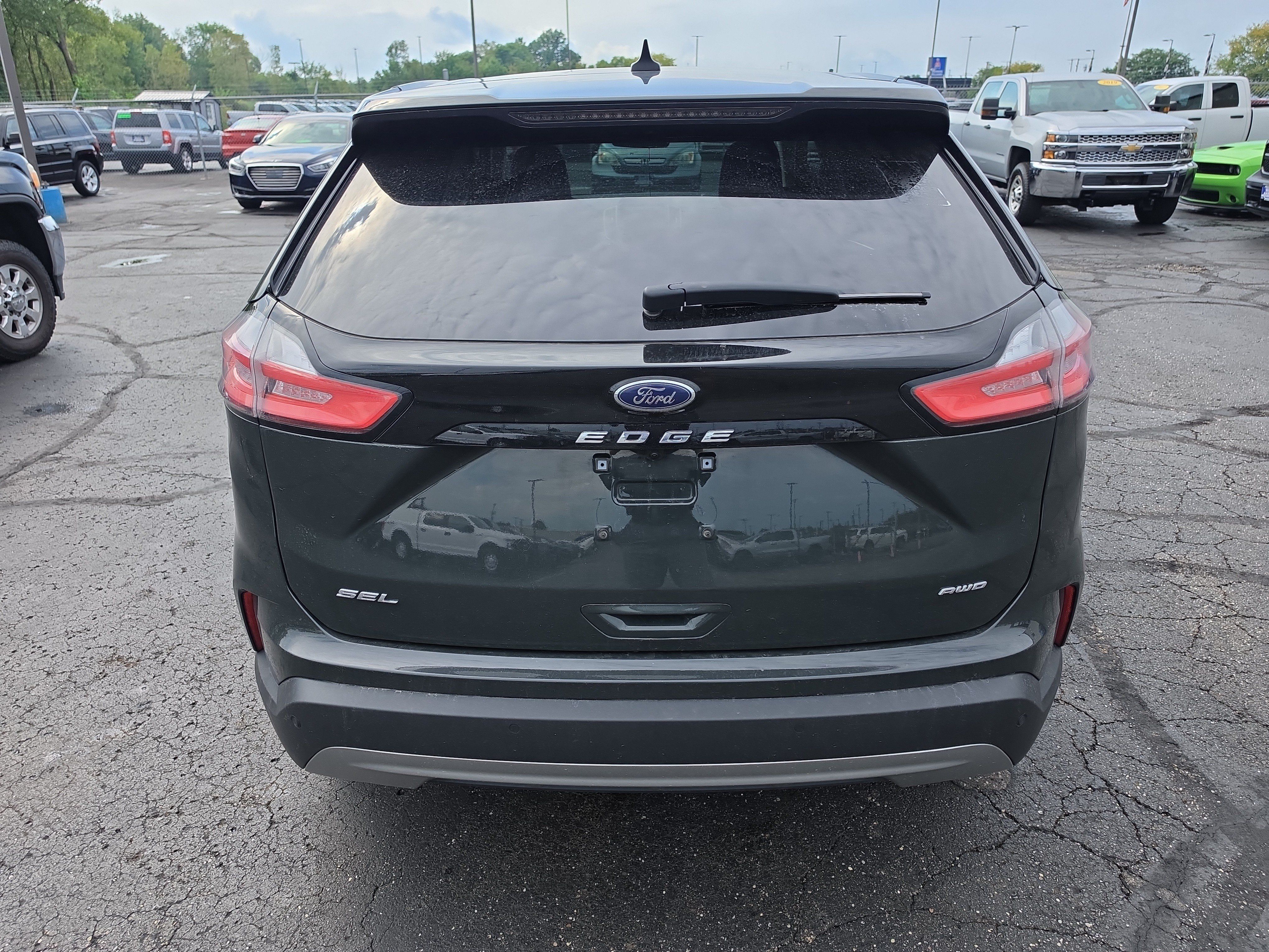 Used 2023 Ford Edge SEL w/ Convenience Package AWD/4WD image 4