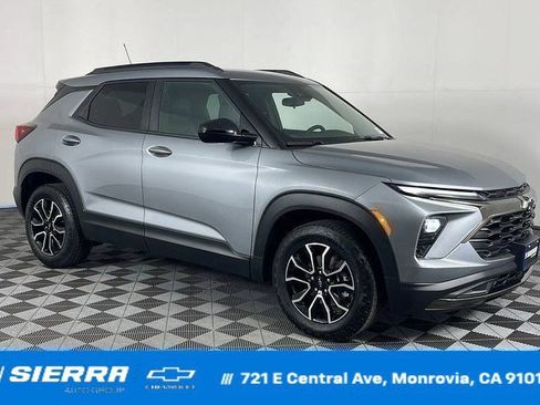 New 2026 Chevrolet TrailBlazer ACTIV image 1