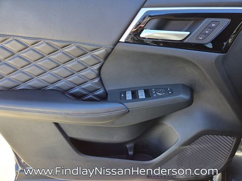 New 2026 Nissan Rogue Platinum image 11