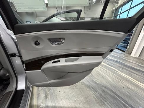 Used 2014 Acura RLX w/ Technology Package FWD image 40