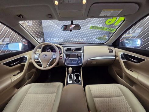 Used 2016 Nissan Altima 2.5 S w/ Interior Lighting Package FWD image 21