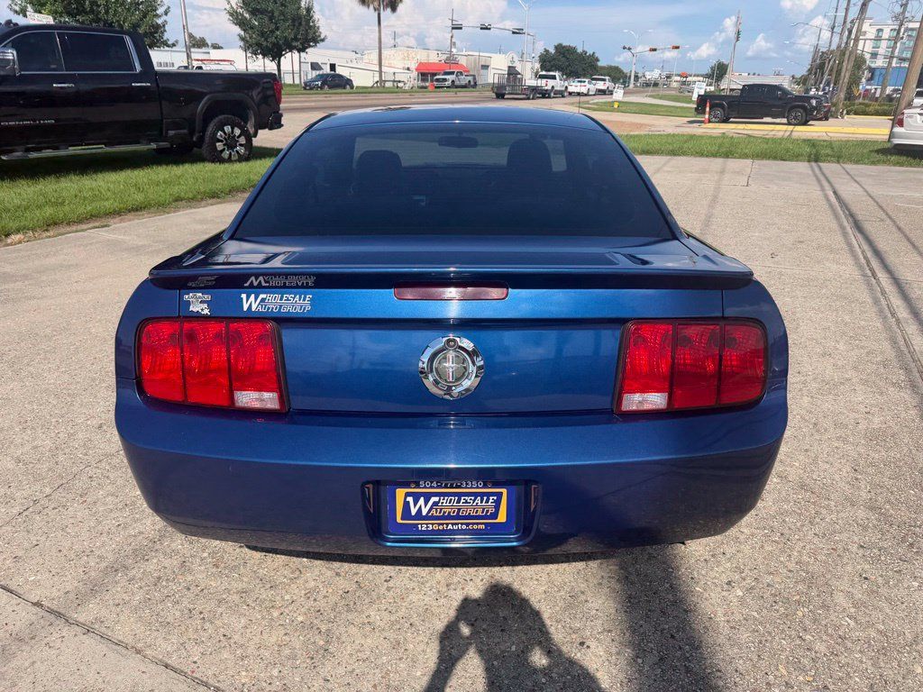 Used 2007 Ford Mustang Coupe RWD image 8
