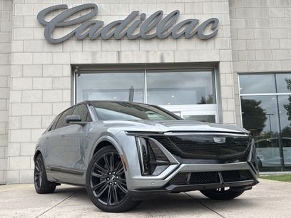 Used 2026 Cadillac Lyriq V w/ LPO, Floor Liner Package