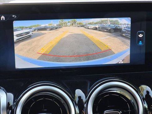New 2026 Mercedes-Benz GLB 250 image 13
